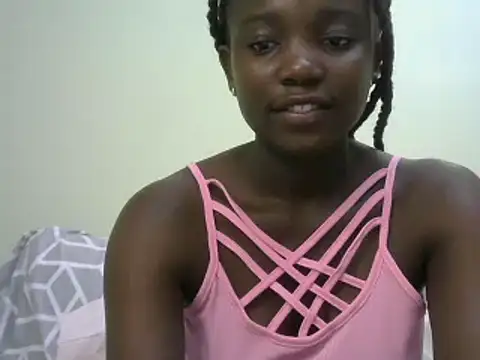Snapshot of Latiffagodess chatting on January 9, 6:17 am Latiffagodess online show from January 9, 6:17 am