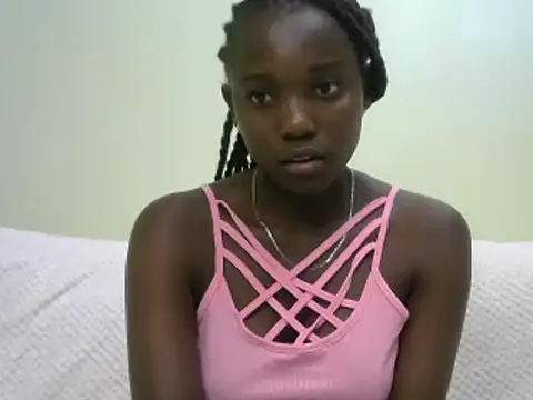 Snapshot of Latiffagodess chatting on January 28, 7:10 pm Latiffagodess online show from January 28, 7:10 pm