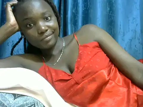 Snapshot of Latiffagodess chatting on February 1, 9:40 pm Latiffagodess online show from February 1, 9:40 pm