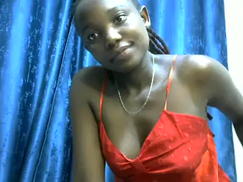 Snapshot of Latiffagodess chatting on February 2, 12:40 am Latiffagodess online show from February 2, 12:40 am