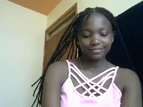Snapshot of Latiffagodess chatting on February 21, 8:51 am Latiffagodess online show from February 21, 8:51 am