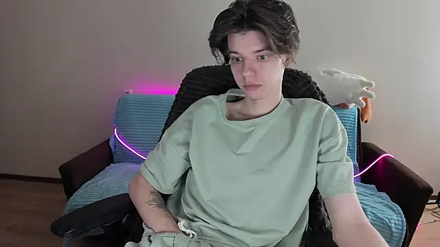 Liam sexy1 online show from January 27, 4:52 am