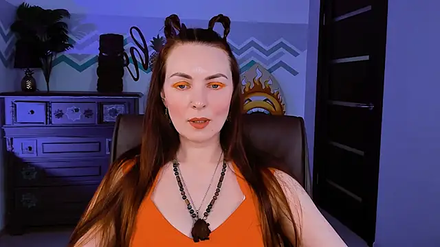 Snapshot of VandaRossi chatting on March 13, 12:35 pm VandaRossi online show from March 13, 12:35 pm