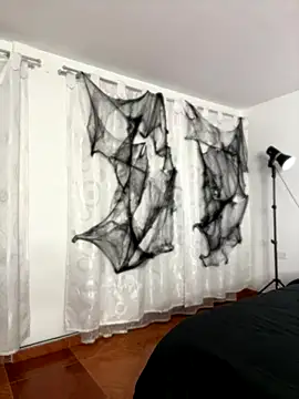 Snapshot of samantha_evans2 chatting on November 4, 1:27 am samantha evans2 online show from November 4, 1:27 am