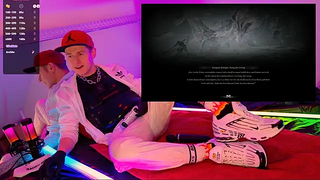 Snapshot of Fuc71 chatting on February 12, 9:33 pm Fuc71 online show from February 12, 9:33 pm