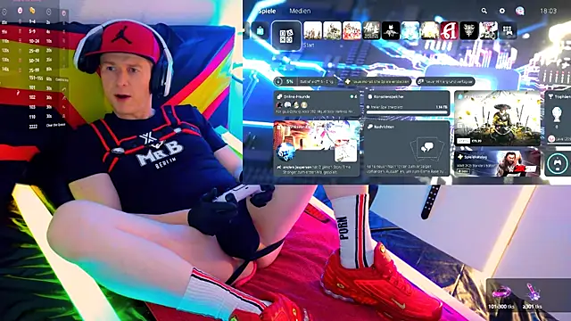 Snapshot of Fuc71 chatting on October 3, 4:04 pm Fuc71 online show from October 3, 4:04 pm