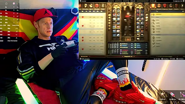 Snapshot of Fuc71 chatting on October 5, 12:47 pm Fuc71 online show from October 5, 12:47 pm