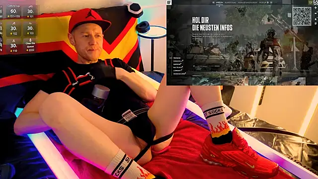 Snapshot of Fuc71 chatting on October 22, 6:51 pm Fuc71 online show from October 22, 6:51 pm