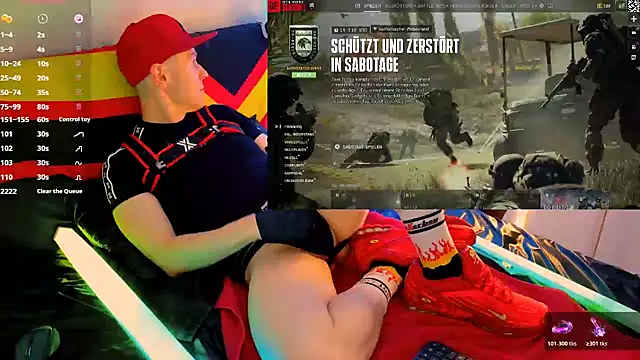 Snapshot of Fuc71 chatting on November 19, 5:57 pm Fuc71 online show from November 19, 5:57 pm