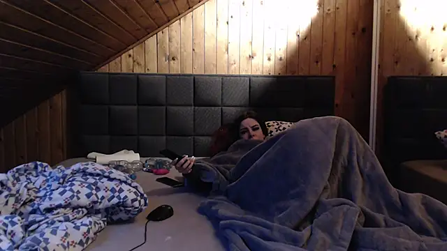 BoeseMoni1998 online show from February 10, 4:36 pm