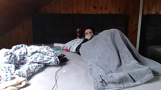 BoeseMoni1998 online show from February 11, 10:48 am