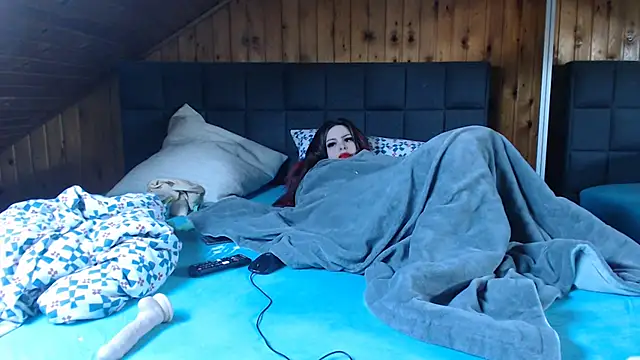 BoeseMoni1998 online show from March 3, 2:26 pm