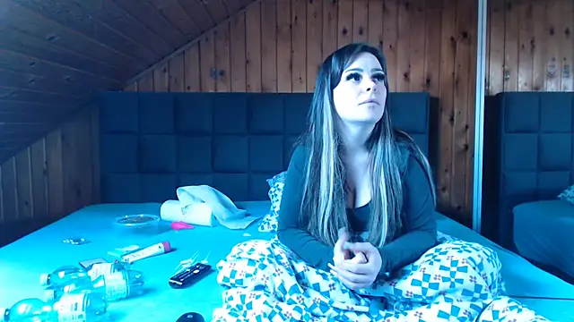 BoeseMoni1998 online show from March 9, 11:47 am