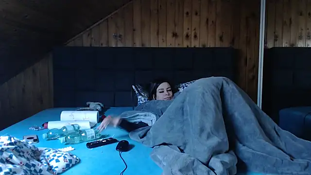 BoeseMoni1998 online show from March 16, 11:38 am