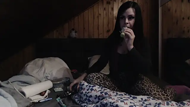 BoeseMoni1998 online show from September 27, 5:18 pm