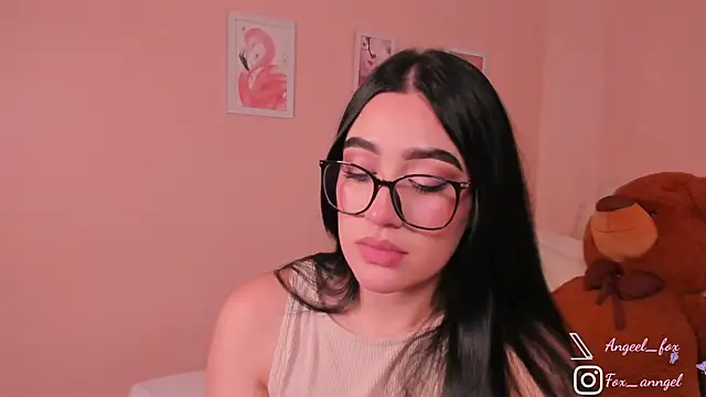 angeel fox online show from November 13, 4:22 am