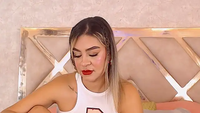 Snapshot of JoannaStanford chatting on November 15, 12:56 pm JoannaStanford online show from November 15, 12:56 pm