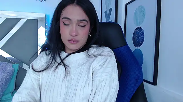 ZaraDames  online show from January 25, 5:29 am