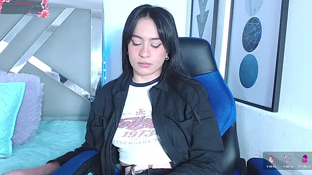 ZaraDames  online show from March 23, 5:00 am