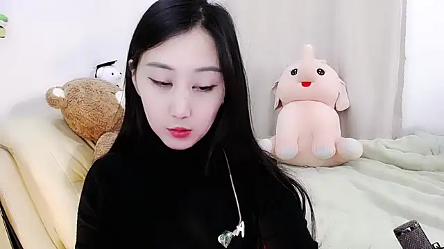 Snapshot of Alcohol_1 chatting on February 18, 1:33 pm Alcohol 1 online show from February 18, 1:33 pm