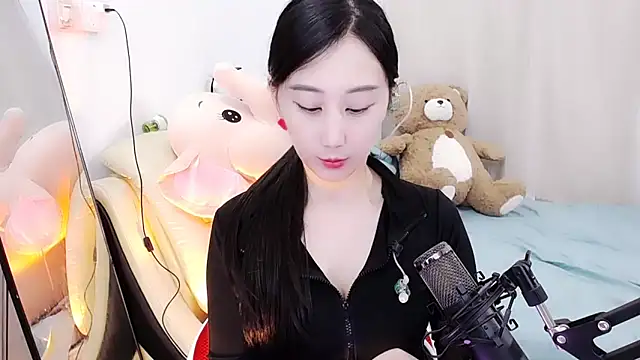 Snapshot of Alcohol_1 chatting on September 12, 2:06 pm Alcohol 1 online show from September 12, 2:06 pm