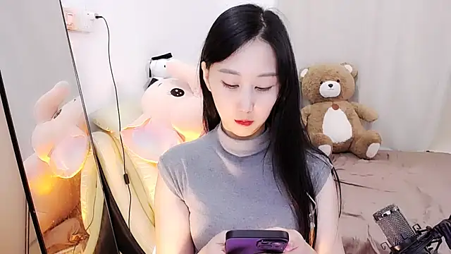 Snapshot of Alcohol_1 chatting on September 15, 2:06 pm Alcohol 1 online show from September 15, 2:06 pm