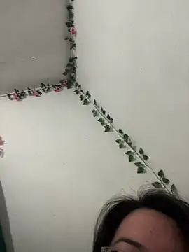indiegirl666 online show from May 1, 2:38 am