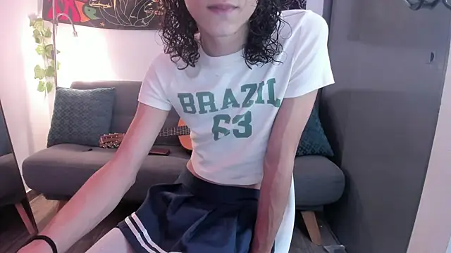 Danni boy online show from December 15, 11:31 pm