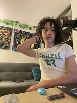 Danni boy online show from December 24, 11:33 pm