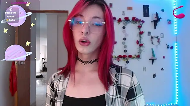 Snapshot of _GalyaX_ chatting on February 6, 1:54 pm GalyaX online show from February 6, 1:54 pm