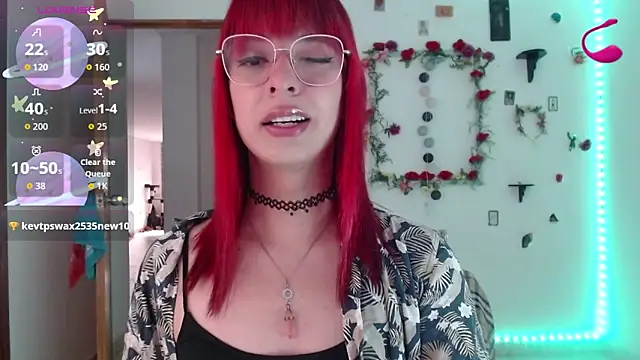 Snapshot of _GalyaX_ chatting on November 11, 2:17 pm GalyaX online show from November 11, 2:17 pm