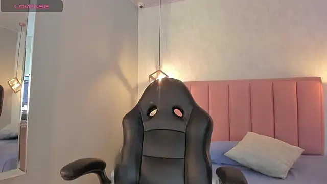 Snapshot of SUNNYCYRUS chatting on November 1, 12:40 pm SUNNYCYRUS online show from November 1, 12:40 pm