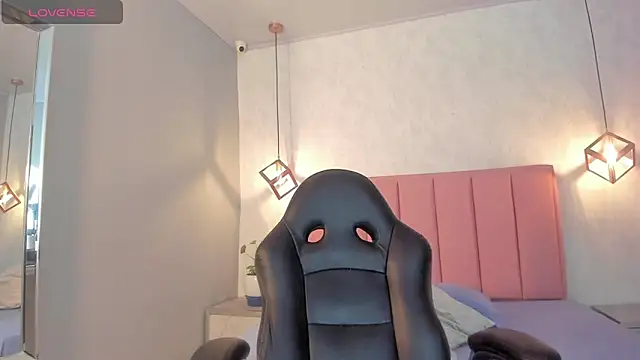 Snapshot of SUNNYCYRUS chatting on November 5, 12:27 pm SUNNYCYRUS online show from November 5, 12:27 pm