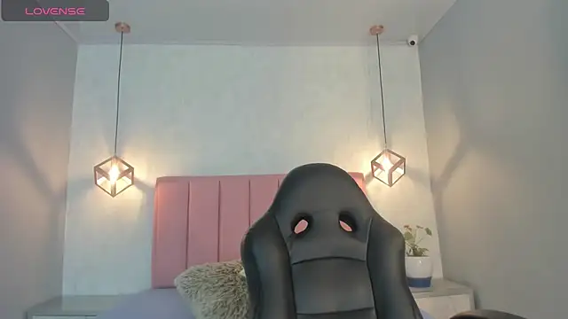 Snapshot of SUNNYCYRUS chatting on November 7, 12:27 pm SUNNYCYRUS online show from November 7, 12:27 pm