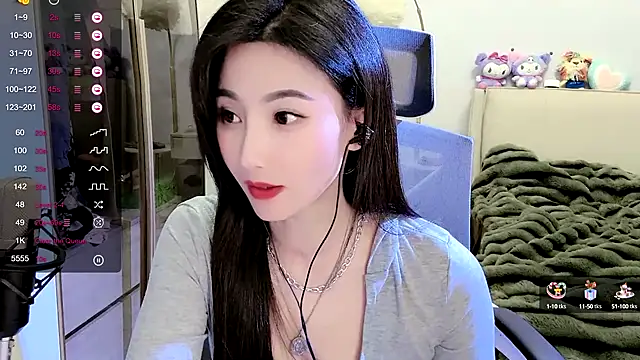 FeiFei-babe online show from February 4, 8:38 pm