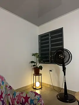 Snapshot of sophia_goth chatting on November 5, 12:43 am sophia goth online show from November 5, 12:43 am