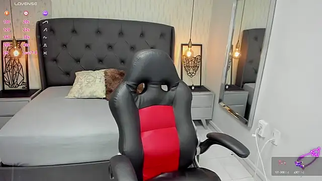 Snapshot of SUZETMONACO chatting on September 22, 7:16 pm SUZETMONACO online show from September 22, 7:16 pm
