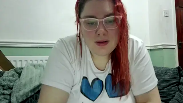 Bustycurves online show from December 29, 10:36 pm