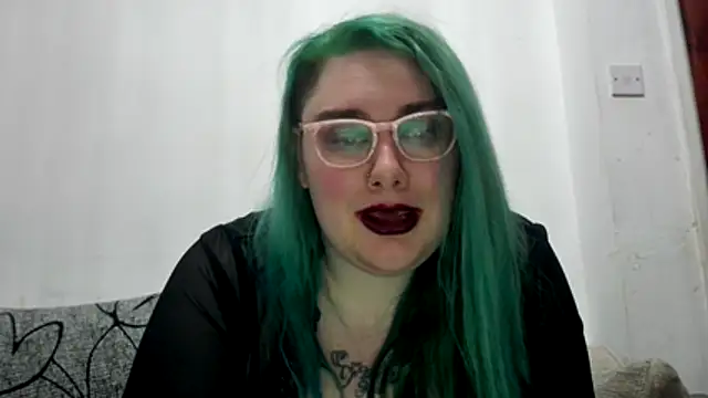 Bustycurves online show from April 26, 12:30 am