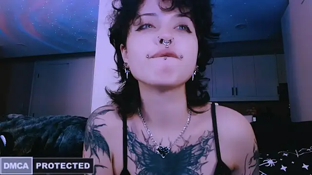 NaughtyLittleFox online show from March 21, 8:41 am