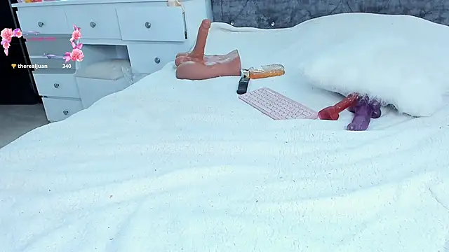 Snapshot of anastasia_danger chatting on February 5, 3:42 pm anastasia danger online show from February 5, 3:42 pm