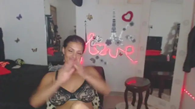 brigitht online show from November 5, 9:09 am