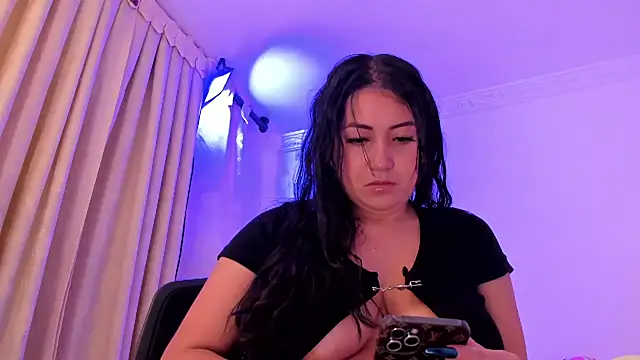 shanel taylor online show from March 5, 6:23 pm