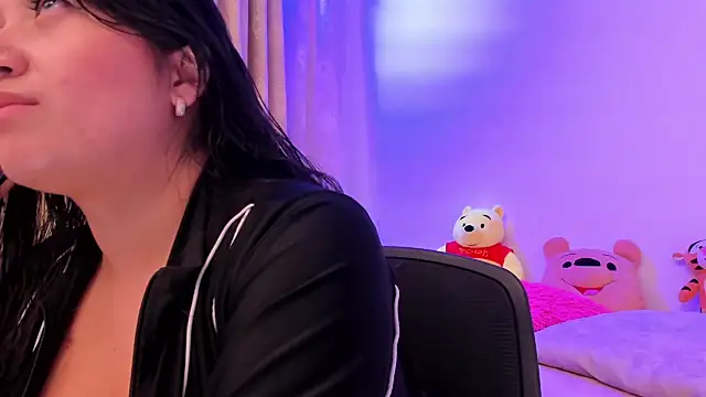 shanel taylor online show from March 7, 10:35 am