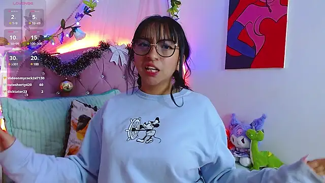 Snapshot of Littlerouse_ chatting on January 9, 5:13 am Littlerouse online show from January 9, 5:13 am