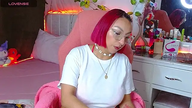 Snapshot of Littlerouse_ chatting on November 23, 3:17 am Littlerouse online show from November 23, 3:17 am