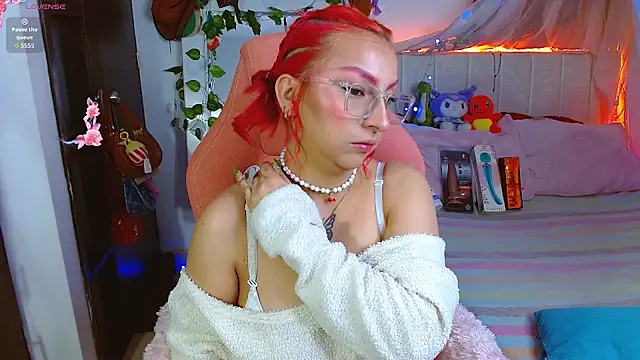 Littlerouse  online show from April 14, 9:26 am