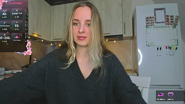 violet blue eyes online show from December 3, 12:16 pm