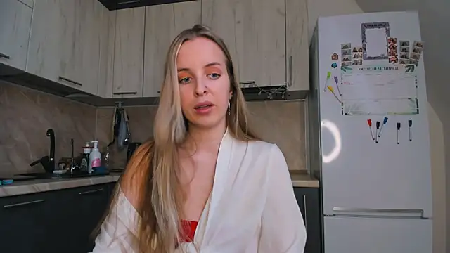 violet blue eyes online show from February 6, 1:21 pm