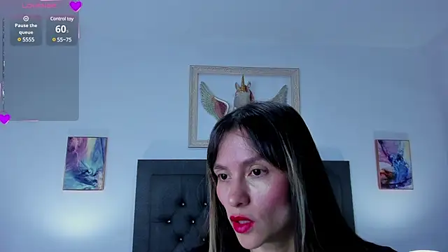 Snapshot of manu_lara chatting on March 8, 11:58 am manu lara online show from March 8, 11:58 am